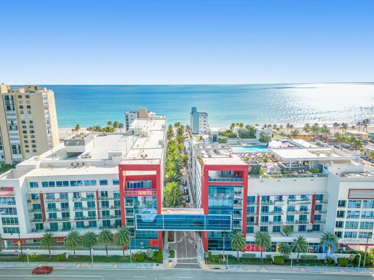 Tropical Oasis - Rooftop Pool- Near Beach - Gym Hollywood Buitenkant foto