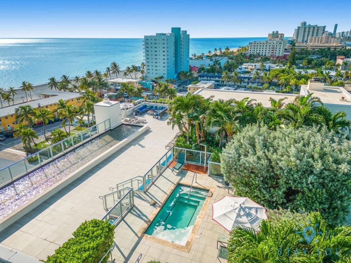 Tropical Oasis - Rooftop Pool- Near Beach - Gym Hollywood Buitenkant foto