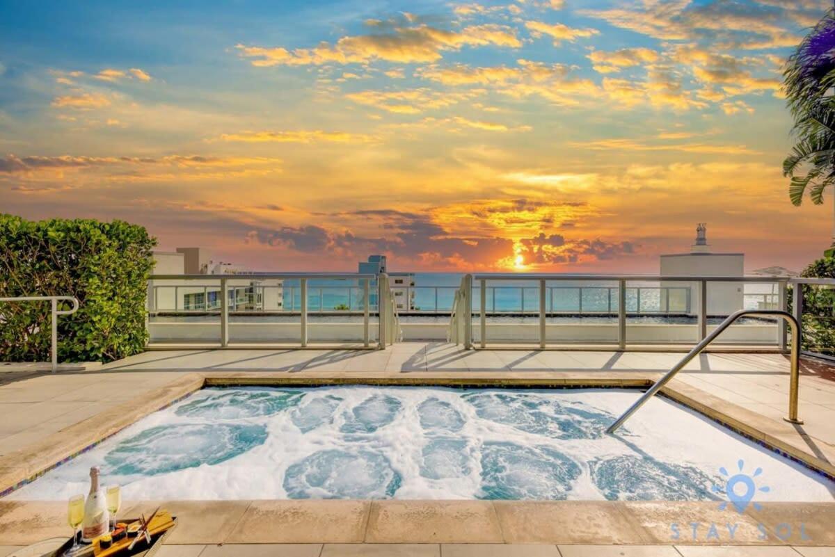 Tropical Oasis - Rooftop Pool- Near Beach - Gym Hollywood Buitenkant foto