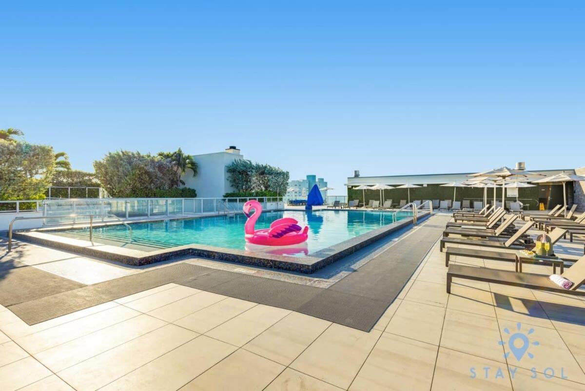 Tropical Oasis - Rooftop Pool- Near Beach - Gym Hollywood Buitenkant foto